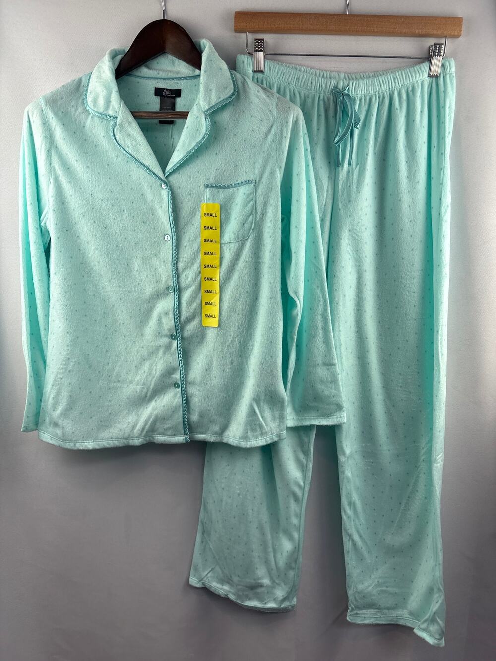 Women’s Aria Collection Small Seafoam Fuzzy Polka Dot PJS